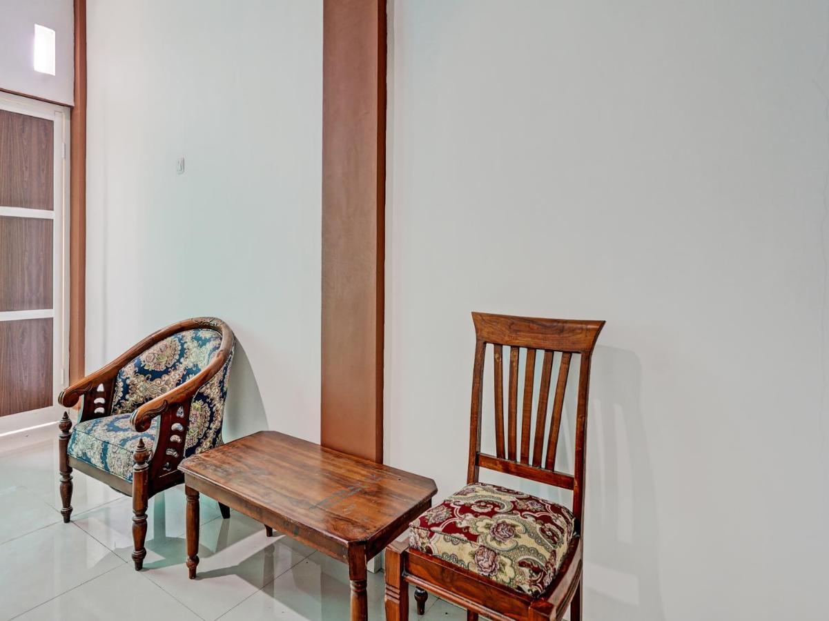 Oyo 92006 Kost Sejahtera Syariah Hotel Sidoarjo Ngoại thất bức ảnh