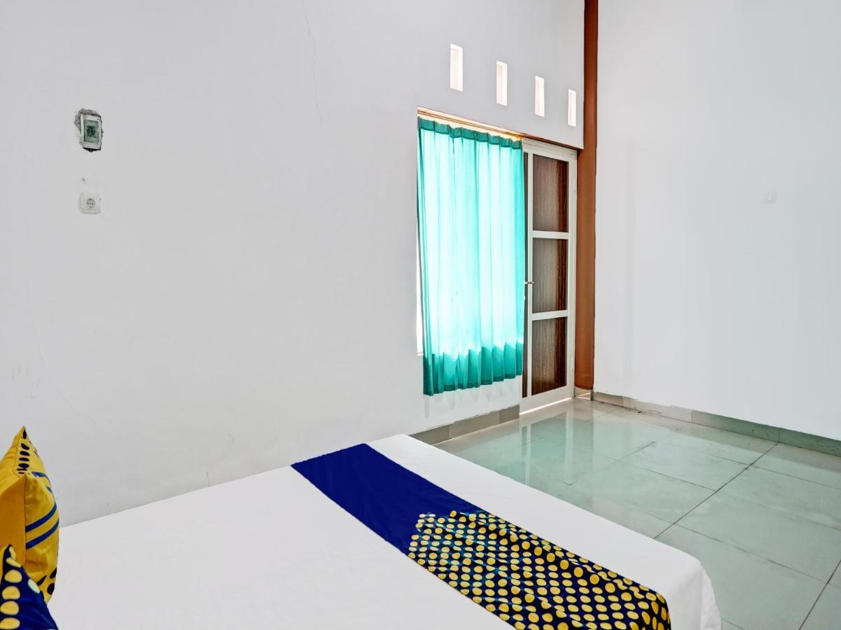 Oyo 92006 Kost Sejahtera Syariah Hotel Sidoarjo Ngoại thất bức ảnh