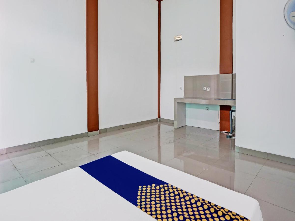 Oyo 92006 Kost Sejahtera Syariah Hotel Sidoarjo Ngoại thất bức ảnh