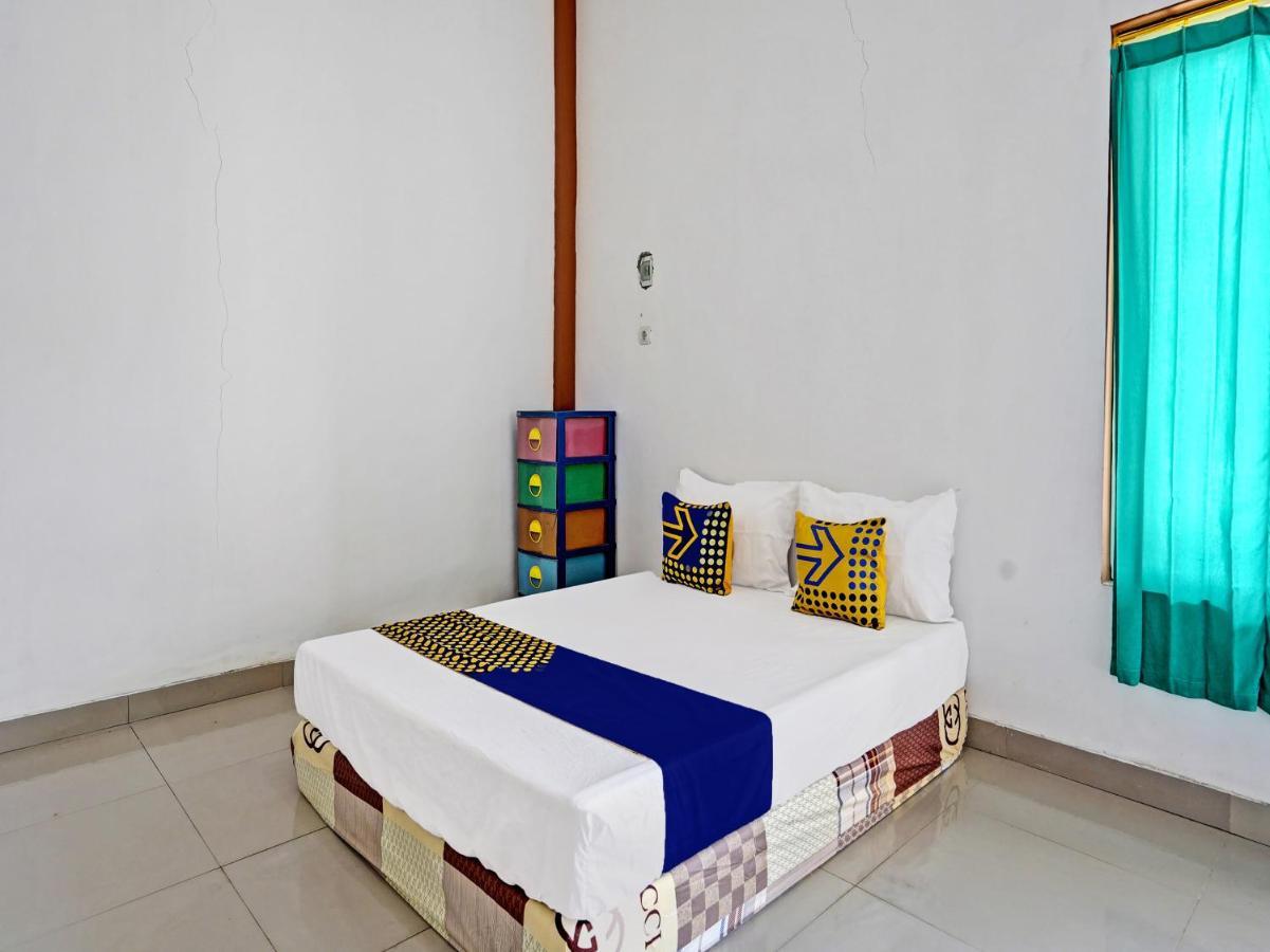 Oyo 92006 Kost Sejahtera Syariah Hotel Sidoarjo Ngoại thất bức ảnh